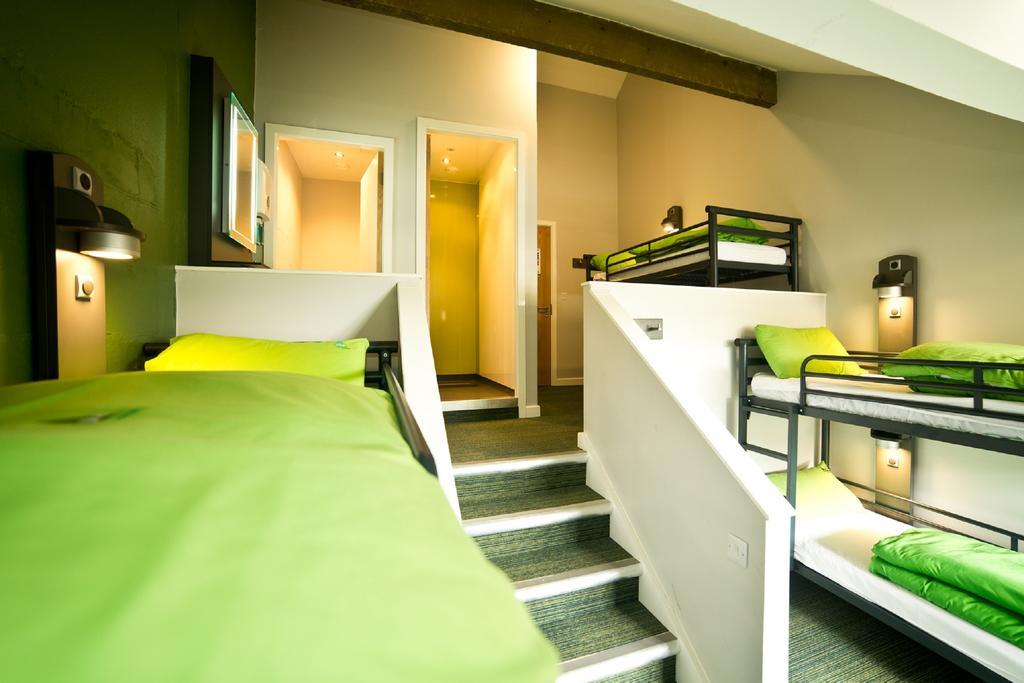 Yha Snowdon Pen-Y-Pass Hostel Llanberis Room photo